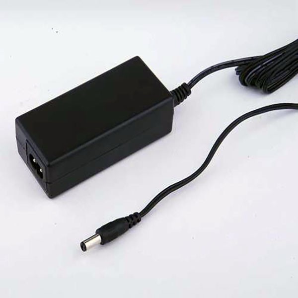 Switching Adapter 12v 3a