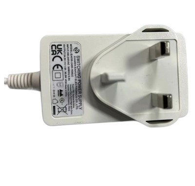 6 Energy-Efficient Power Adapter