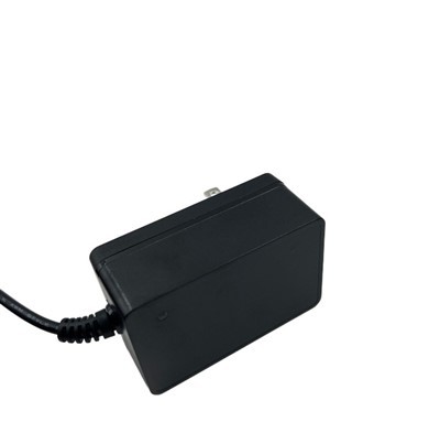 High Energy Efficiency Power Adapter